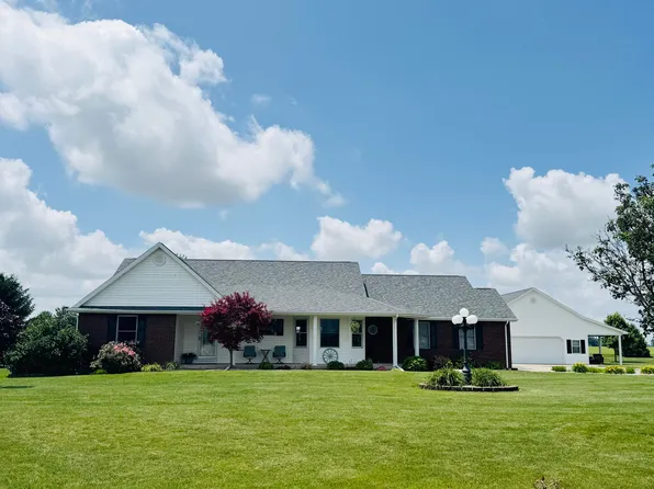 4632 Sierra Dr, Celina, OH 45822