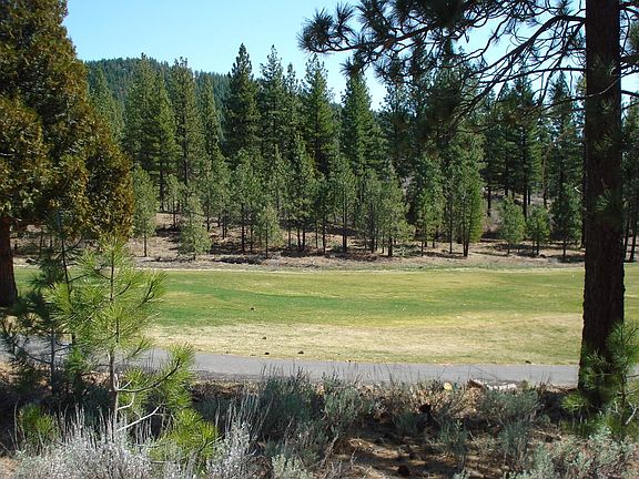 2nd image of 404 Blacktail Rdg