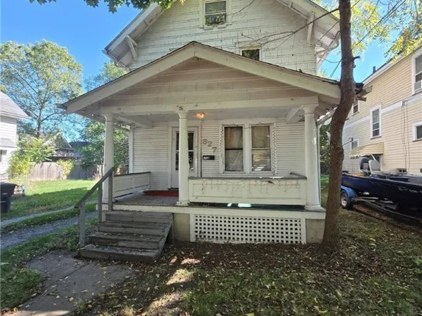 327 Black St, Akron, OH 44306