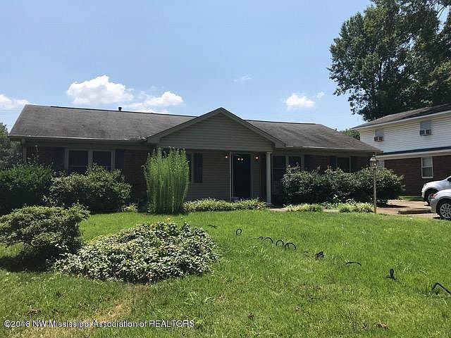 1st image of 2221 Ashland Dr
