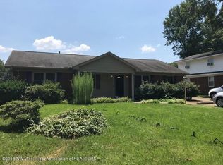 2221 Ashland Dr, Southaven, MS 38671