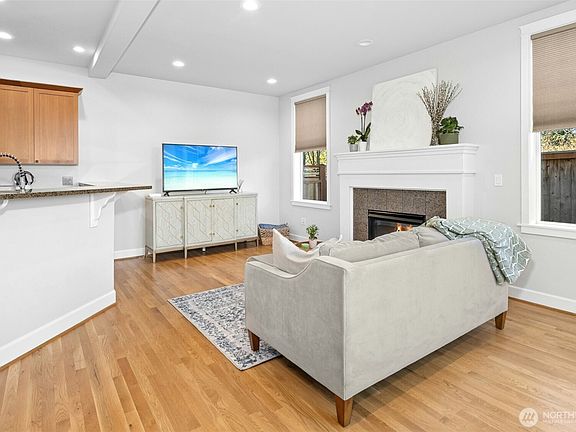 5th image of 8030 212th Street SW