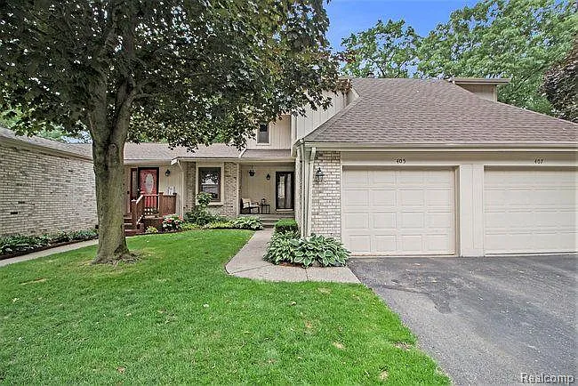 405 Forest Dr photo 1