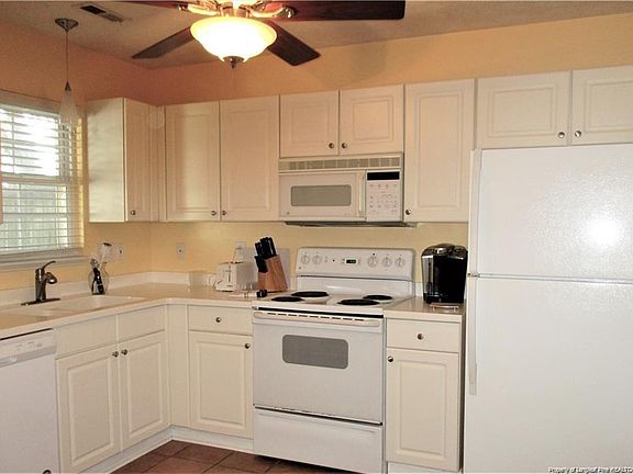 2nd image of 461 Cityview Ln