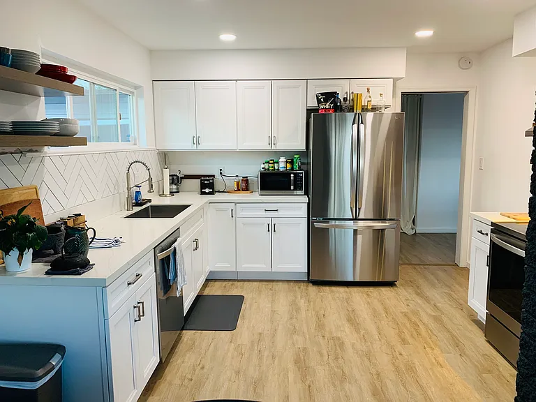 1141 Avenida Amantea — Photo 8