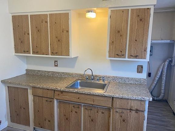 2nd image of 225 Dalepark Dr APT 9
