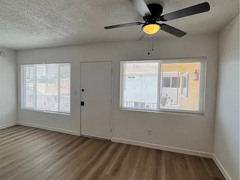 2844 Ardmore Ave #8 — Photo 6