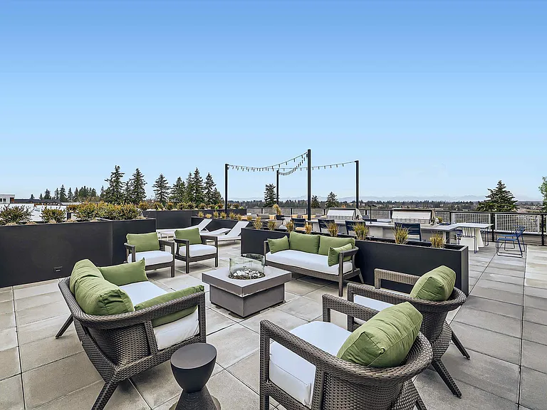 Rooftop views that reach the Cascades.