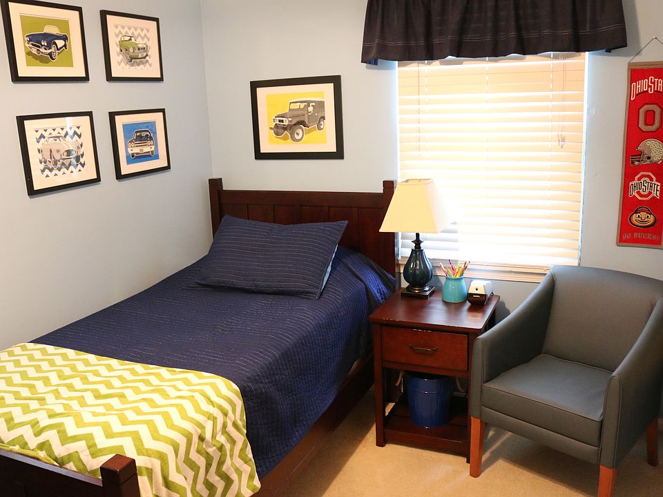 1st image of 100 Monarch Dr
