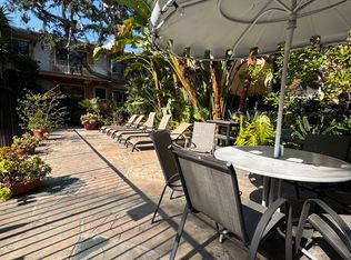 Hayworth Courtyard Apartments West Hollywood Living, Los Angeles, CA 90046