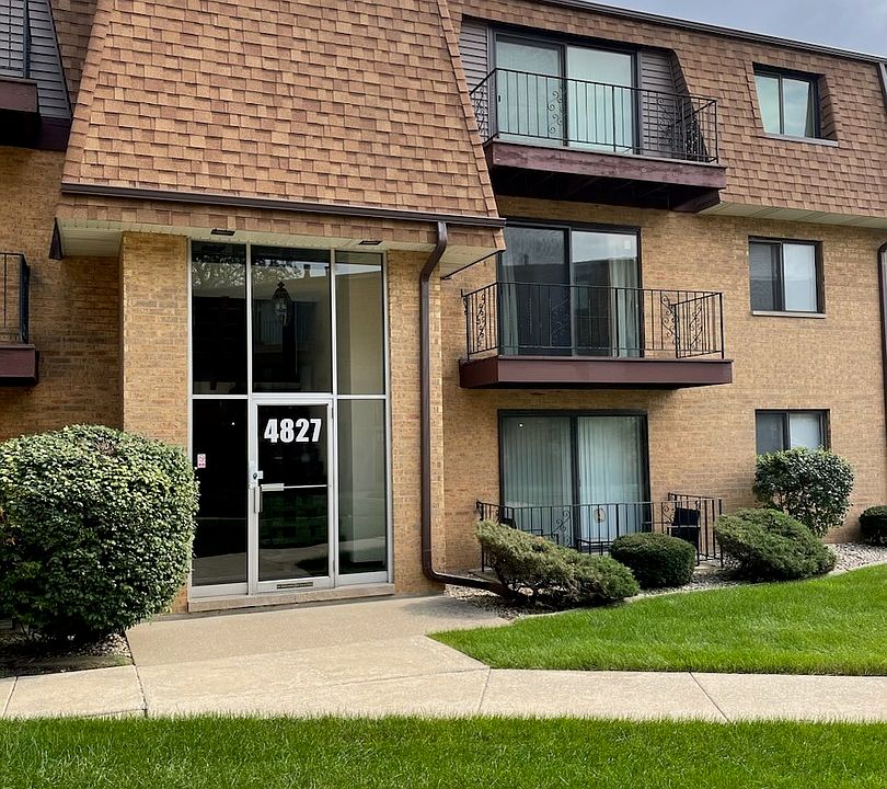1st image of 4827 W 109th St #7-202