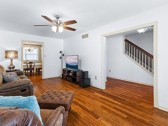 5th image of 108 Hermitage Dr
