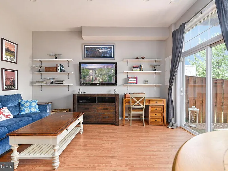 2372 Battery Hill Cir — Photo 31