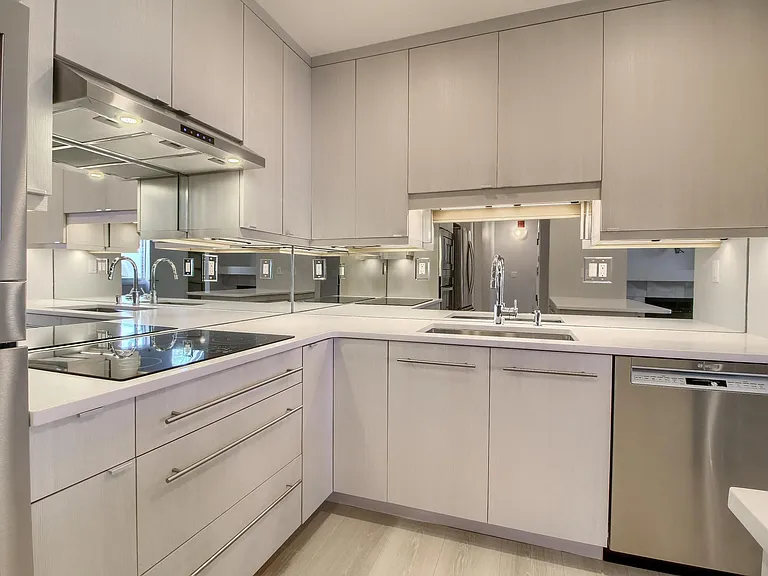 170 S Jackson St #203 — Photo 9