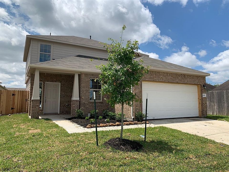 1st image of 16510 Twinwalker Dr