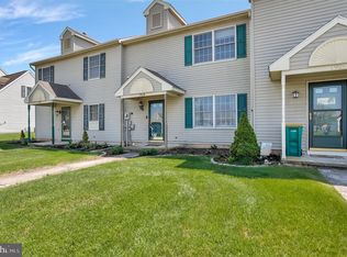 1928 Clinton Ave, Chambersburg, PA 17201