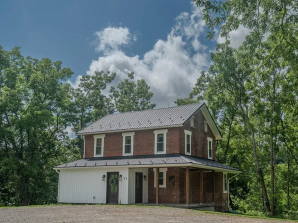51 W Shoemaker Rd, Muncy, PA 17756