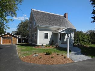 88 E Shore Rd, Jamestown, RI 02835