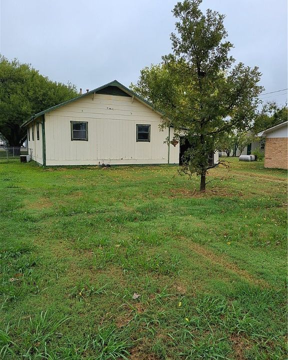107 Commerce St, Leroy, TX 76654 MLS 217343 Zillow