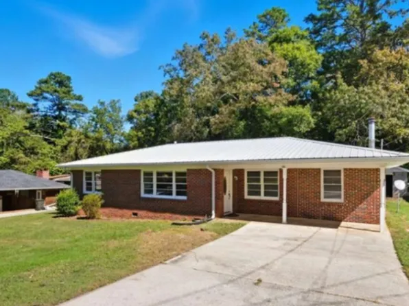 229 Hilltop Ln, Toccoa, GA 30577