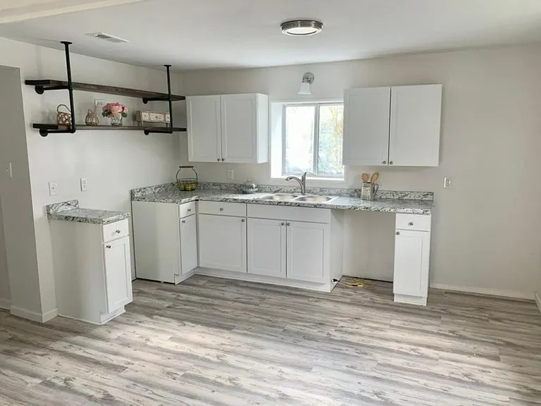 822 Belleaire Ave — Photo 4