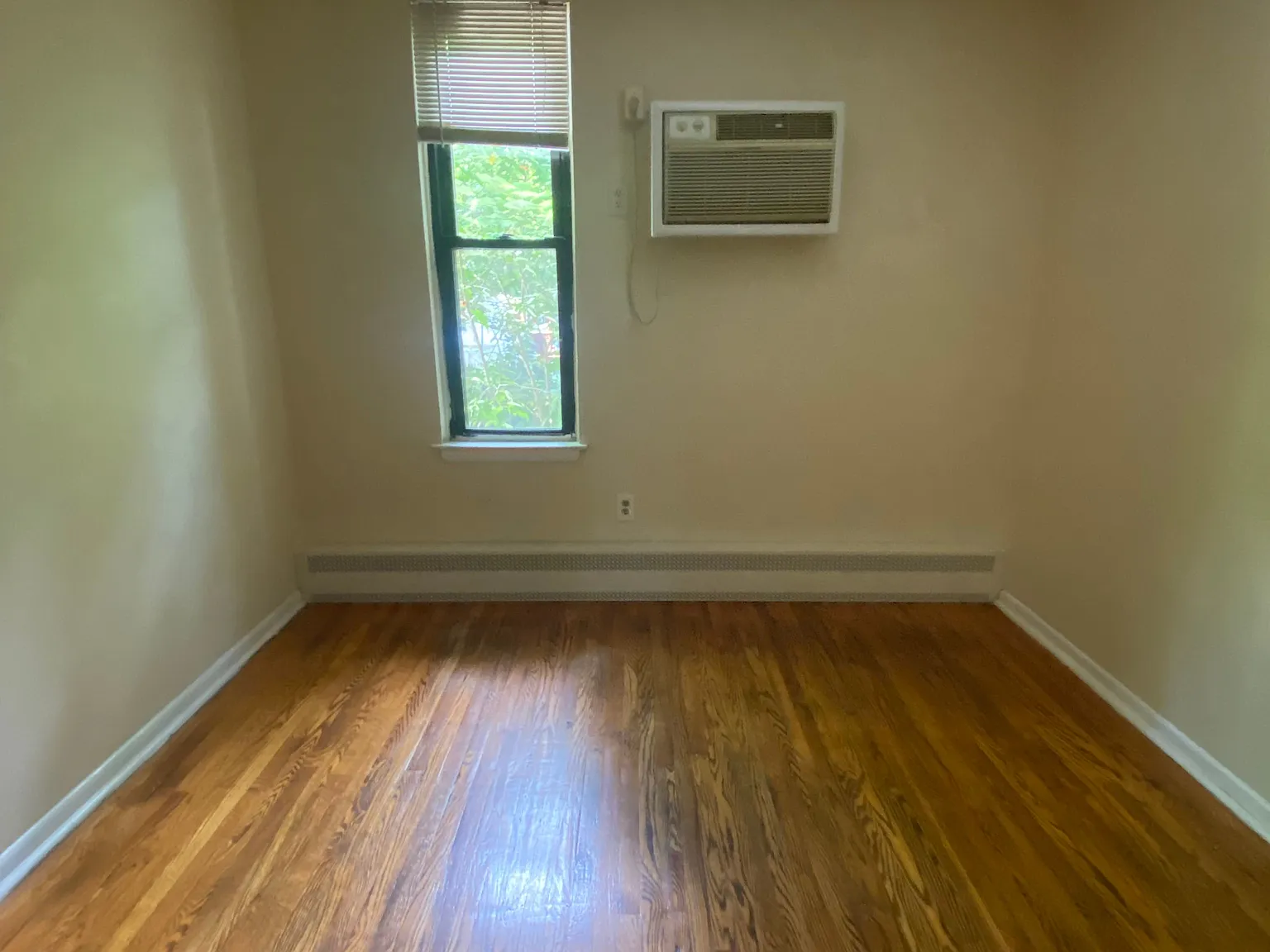 2 bed, $1,500 — Photo 2