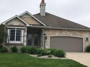 1476 Maple Ln, Nappanee, IN 46550