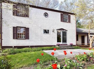 15 Tiffany Cir, Barrington, RI 02806