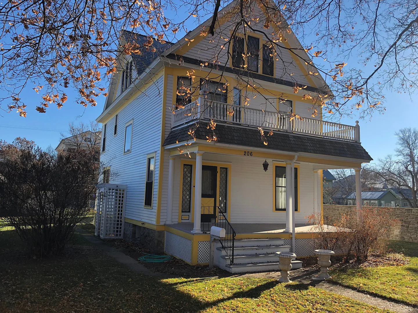 Charming 3 bed 1 bath + sitting room — Photo 3