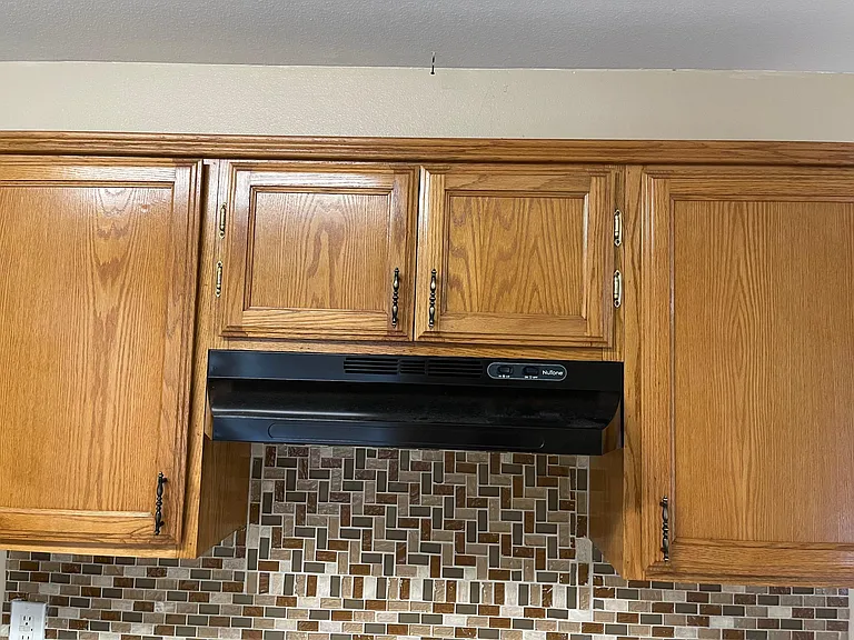 4616 Swallow Ave — Photo 6