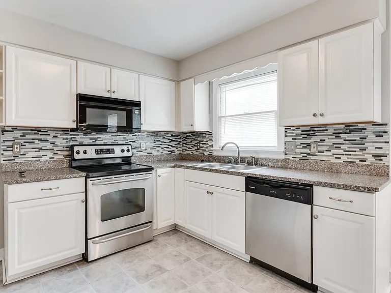 12205 Gayton Station Blvd — Photo 13