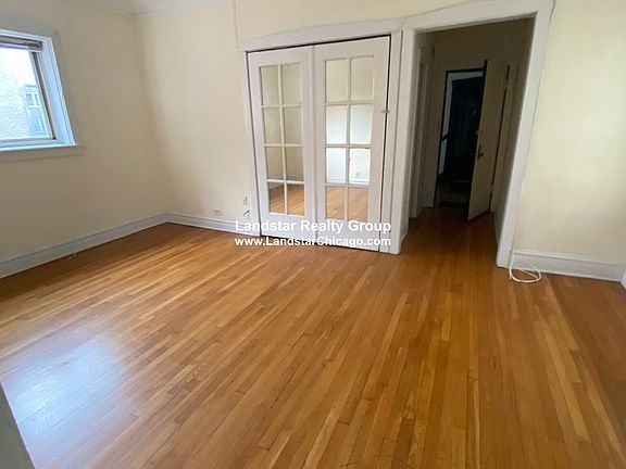 5th image of 7754 N Eastlake Ter APT 2