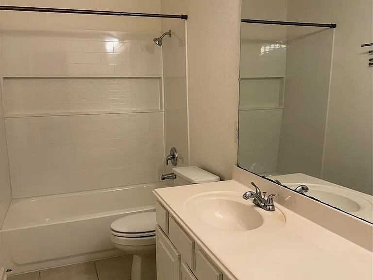 2210 Tremont Trail Ln — Photo 9