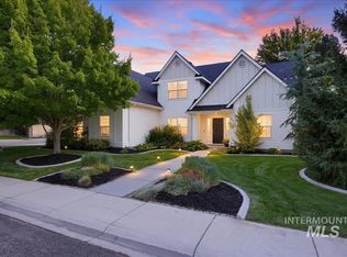 2573 E Ridgedale Dr, Eagle, ID 83616