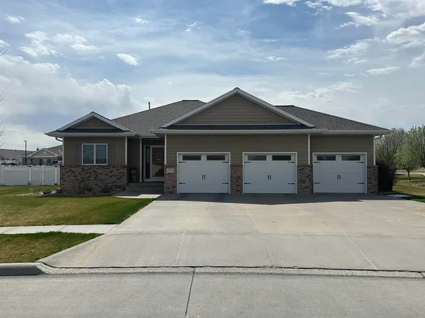 5705 K Ave, Kearney, NE 68847