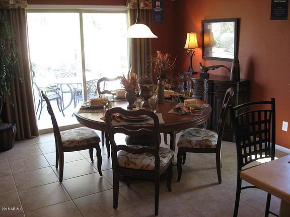 4th image of 1070 E Daniella Dr