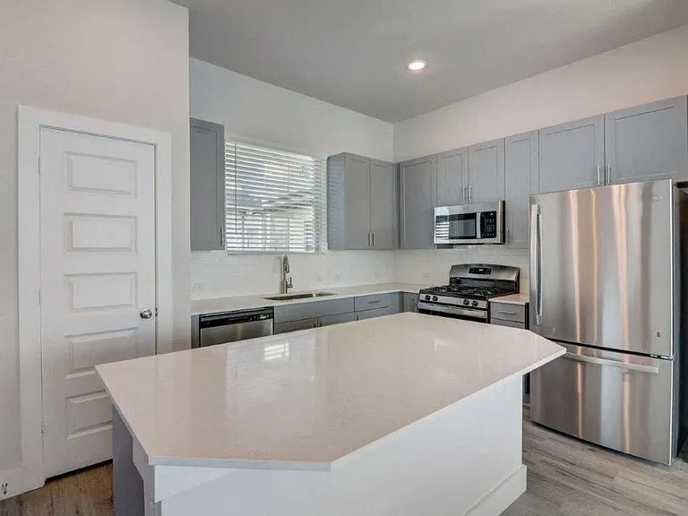 2501 Ascension Blvd — Photo 12