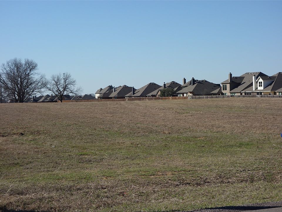1st image of 8 Moura Ct