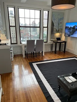 Rented by Susan Finkel, LREB | media 7