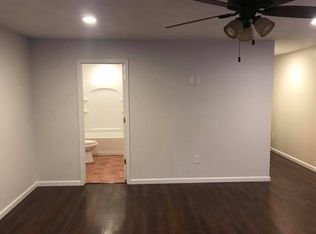 6379 Lakeshore Rd, Cicero, NY 13039