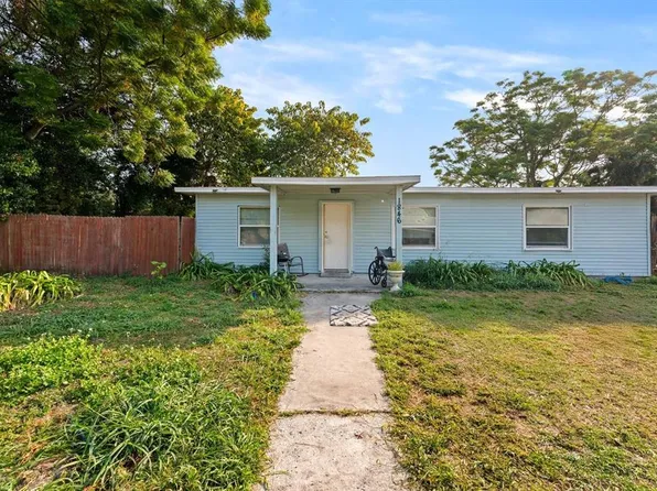 1846 Abacus Rd, Holiday, FL 34690