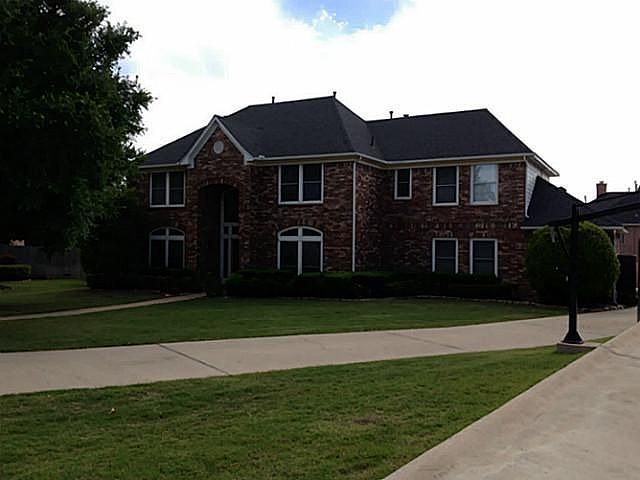 1st image of 102 Clear Brook Ct