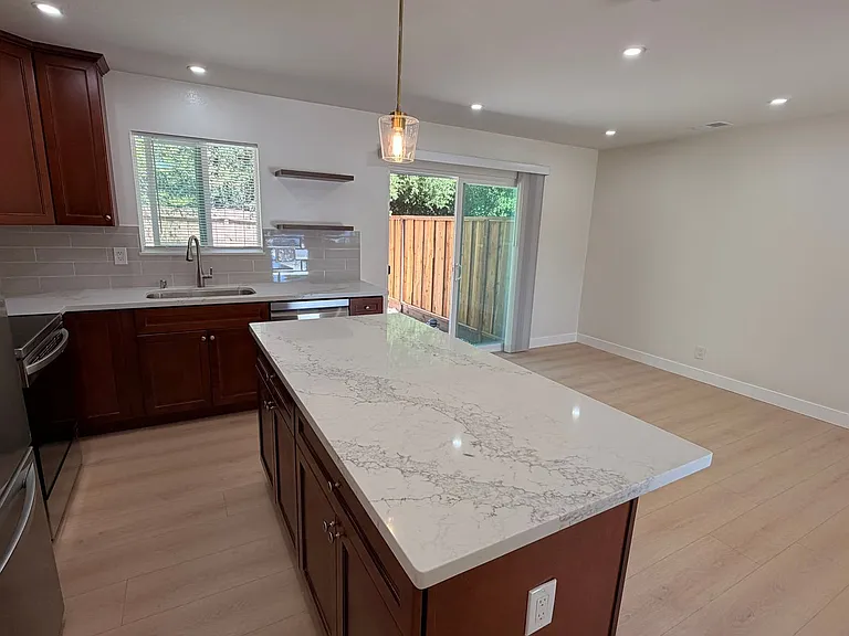 EBN T 10121 — Photo 13
