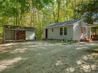 24 Cove Rd, Moodus, CT 06469