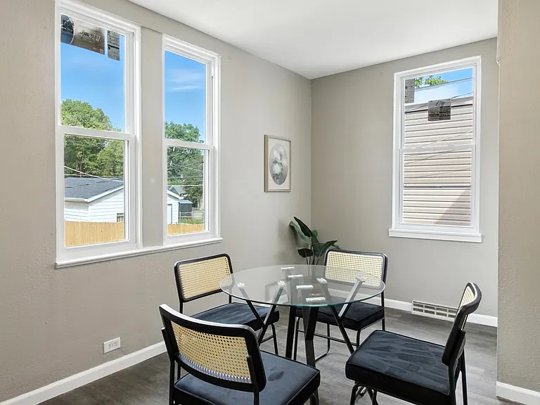 6451 S Kingshighway Blvd — Photo 16