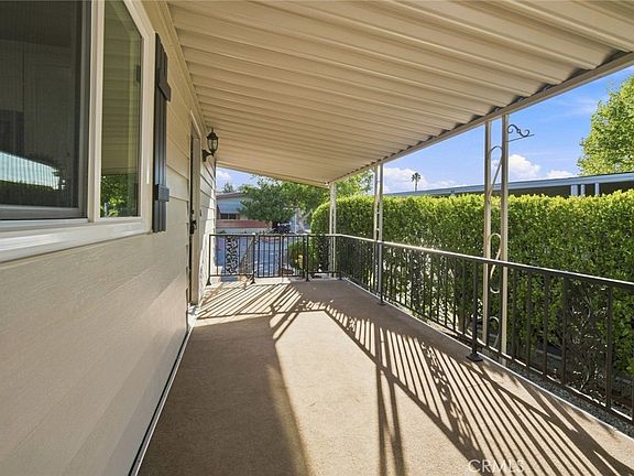 3rd image of 31139 S General Kearny Rd #2