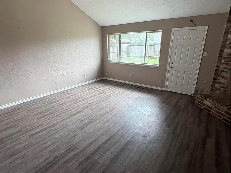 11811 Spruce Mountain Dr — Photo 6