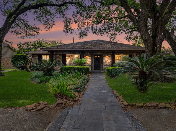 5251 Birdwood Rd, Houston, TX 77096