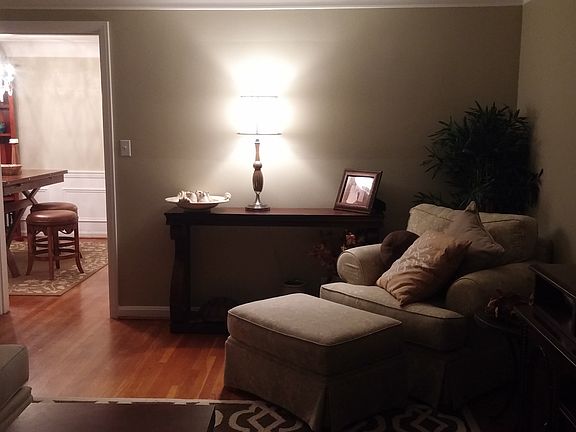 2nd image of 3330 Mowbray Ln