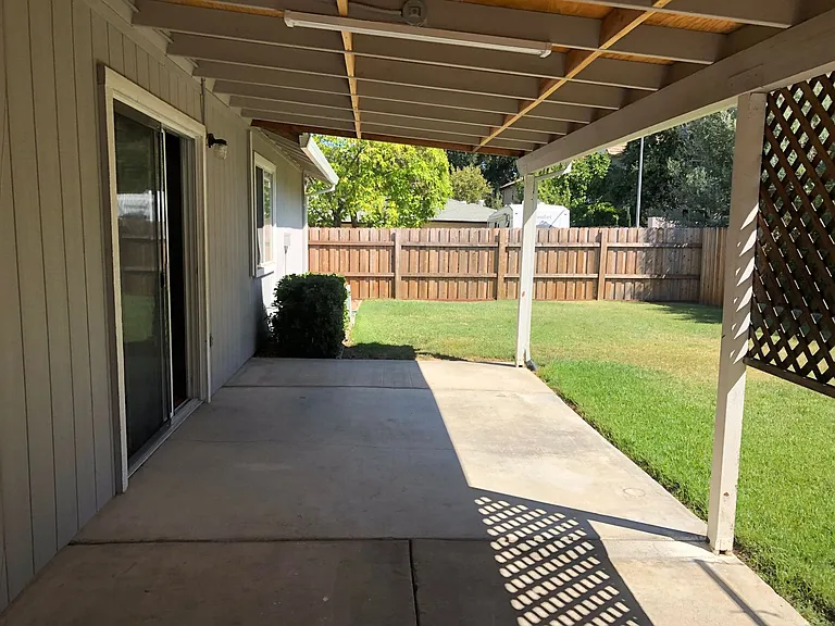 5724 Mist Ct — Photo 19
